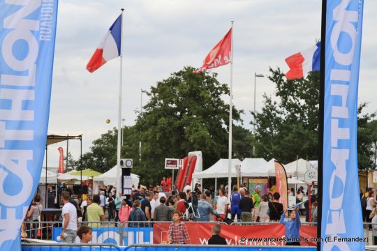 Antarès Le Mans extérieur salon