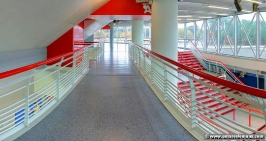 hall couloirs salle intérieur Antarès Le Mans